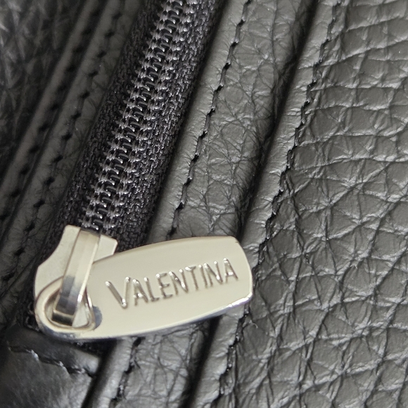 Valentina Black Leather Wallet - Picture 11 of 12